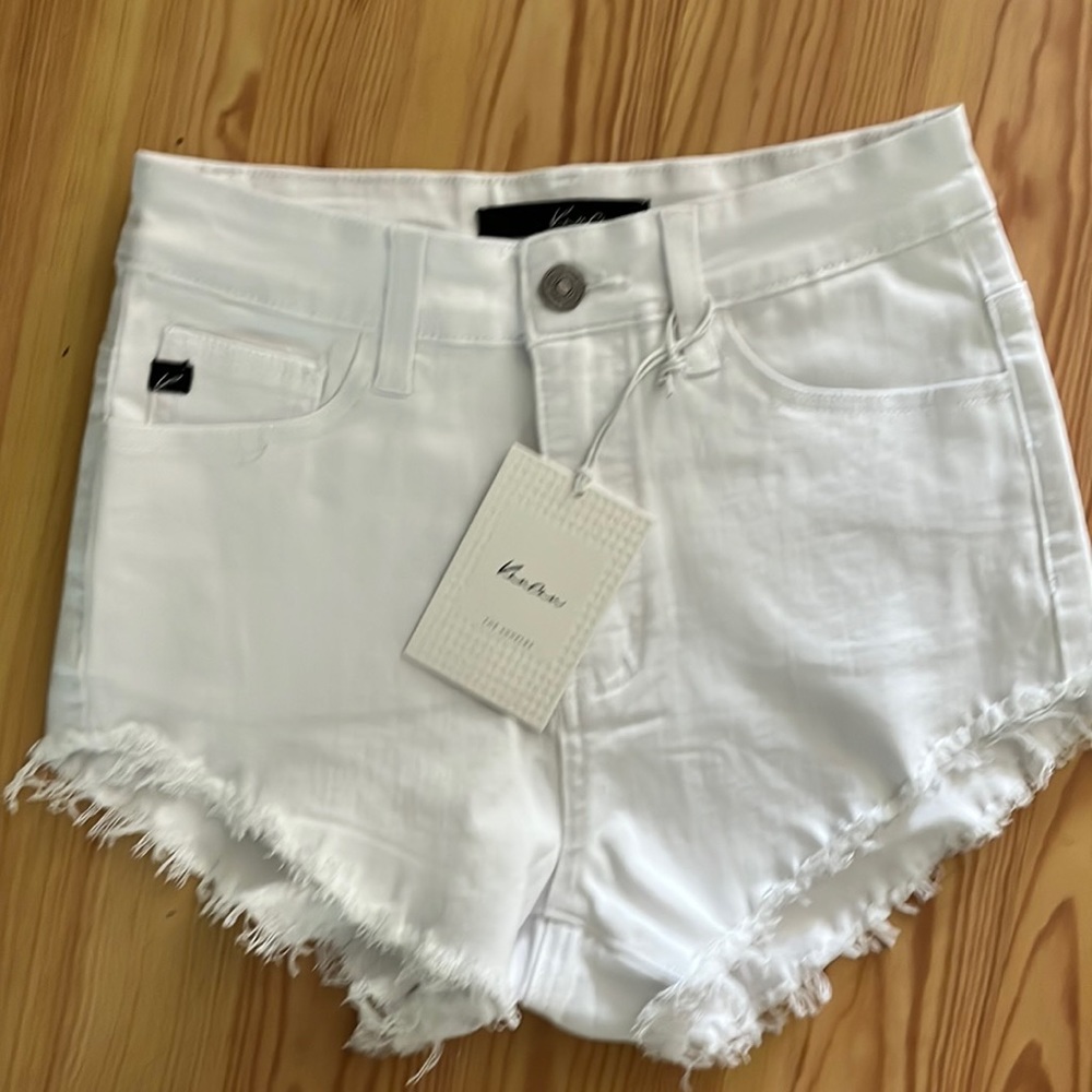 White kankan shorts